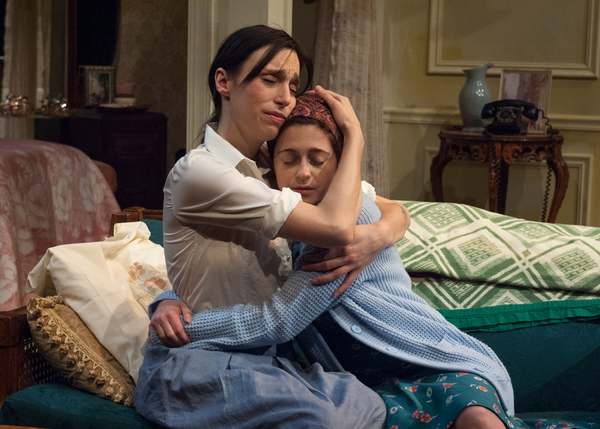 Photo Flash: TimeLine Theatre Presents A SHAYNA MAIDEL Image