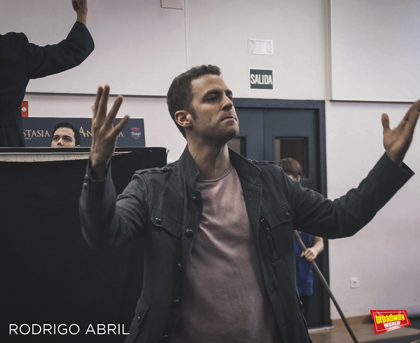 Photo Flash: Inside Rehearsals for European Premiere of ANASTASIA 