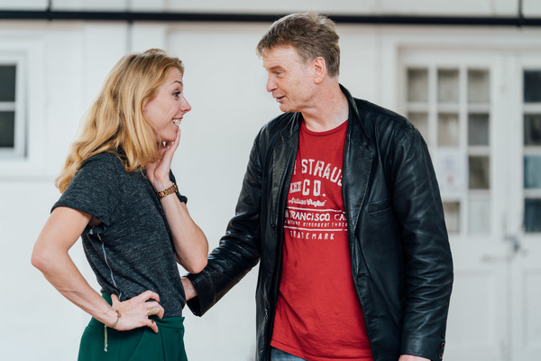 Photo Flash: Inside Rehearsal For ETT's OTHELLO at Oxford Playhouse 