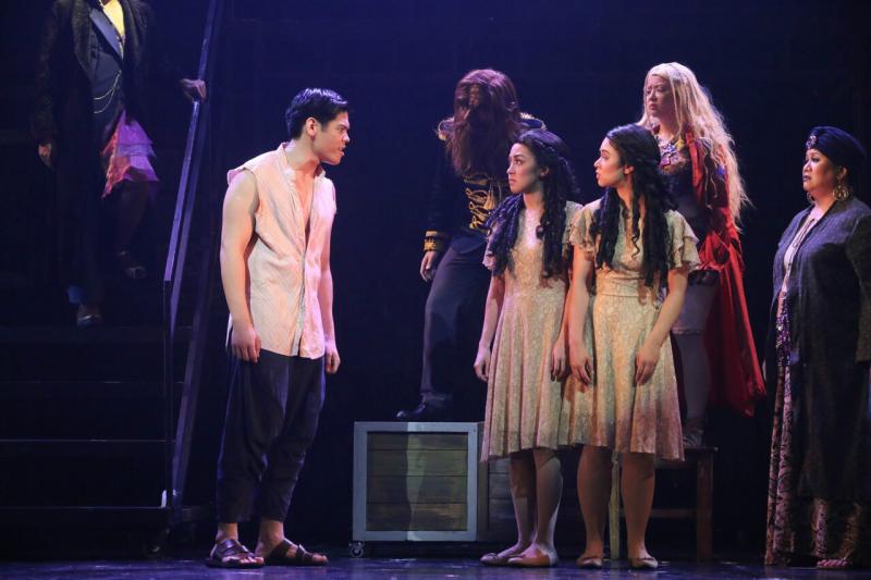 Review: SIDE SHOW Delivers A Spirited Performance Worthy of a Packed Run Image