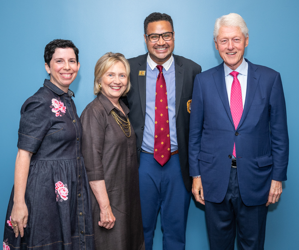 Photo Flash: President and Hillary Clinton Attend LITTLE ROCK Image