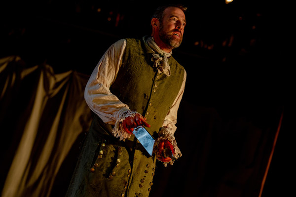Photo Flash: Inside the Toil and Trouble of Folger's Restoration-Era MACBETH Image
