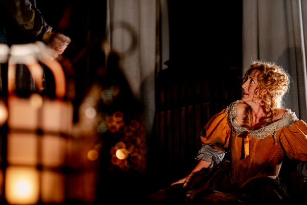 Photo Flash: Inside the Toil and Trouble of Folger's Restoration-Era MACBETH Image