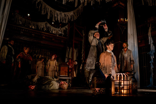 Photo Flash: Inside the Toil and Trouble of Folger's Restoration-Era MACBETH  Image