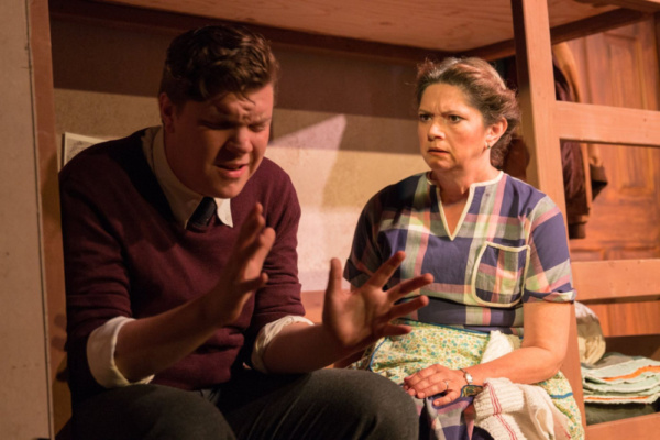 Photo Flash: First Look At Lakewood Playhouse's Production Of Neil Simon's BRIGHTON BEACH MEMOIRS Image