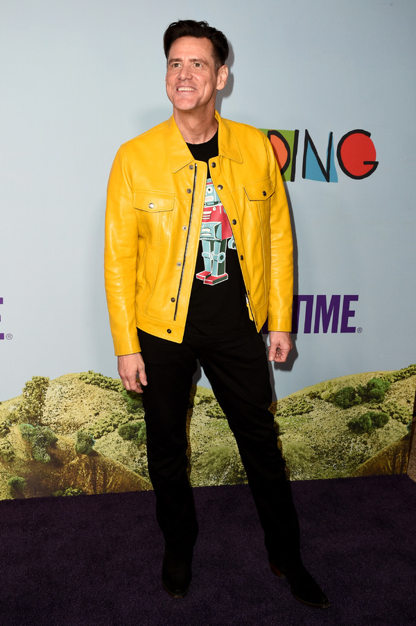 Photo Coverage: See Jim Carrey, Judy Greer, and More at the KIDDING Premiere Image