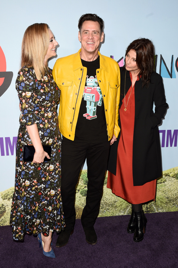 Photo Coverage: See Jim Carrey, Judy Greer, and More at the KIDDING Premiere Image