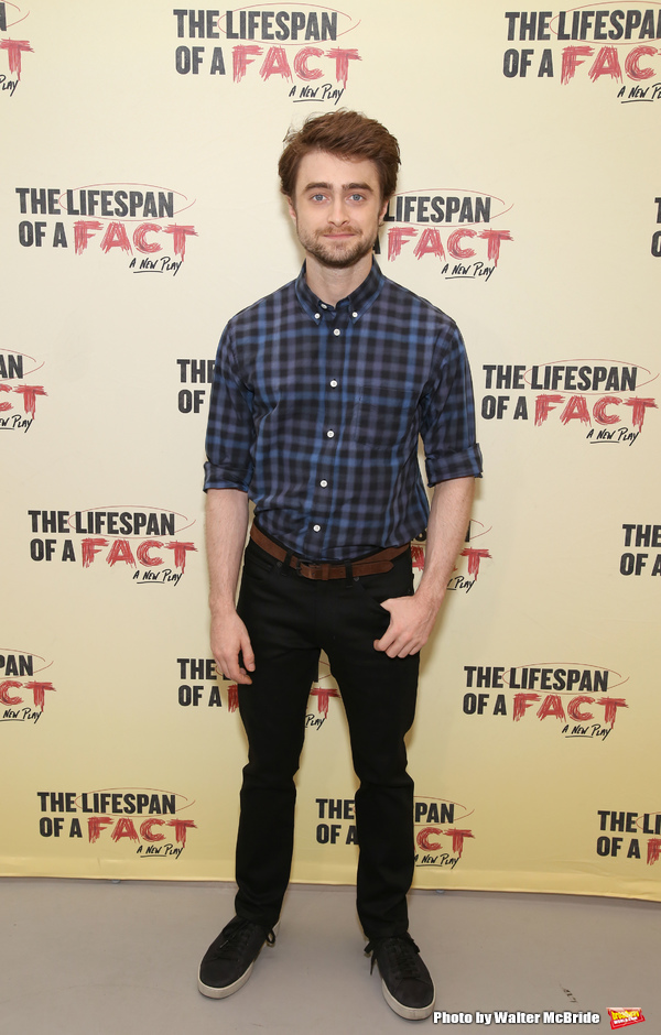 Photo Coverage: The Star-Studded Cast of Broadway's THE LIFESPAN OF A FACT Meets the Press Image