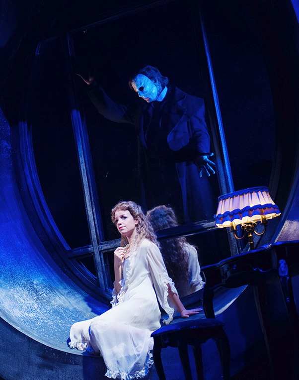 Review: THE PHANTOM OF THE OPERA - A Phantastic Phantom at Folketeatret Image