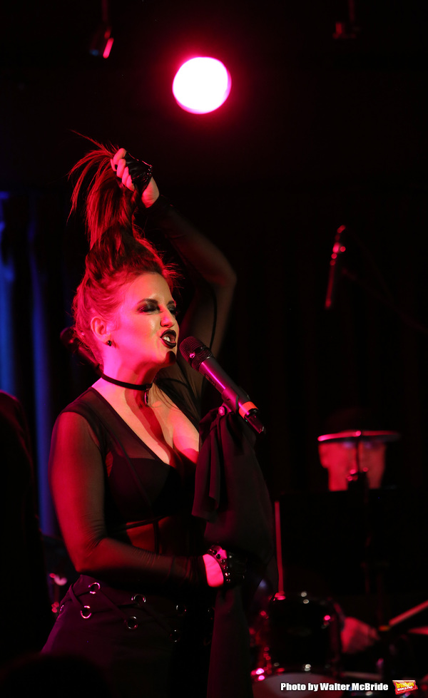 Photo Coverage: Jennifer Simard Debuts 'Stigma' at the Green Room 42 Image