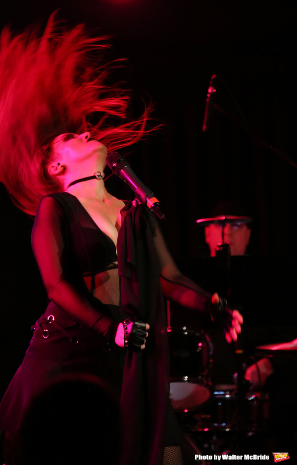 Photo Coverage: Jennifer Simard Debuts 'Stigma' at the Green Room 42 Image