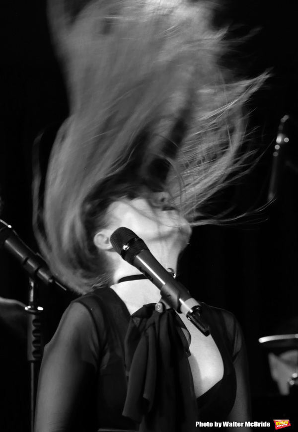 Photo Coverage: Jennifer Simard Debuts 'Stigma' at the Green Room 42 Image