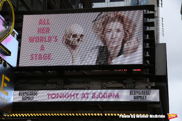 Up On The Marquee: BERNHARDT/HAMLET Arrives on Broadway Image