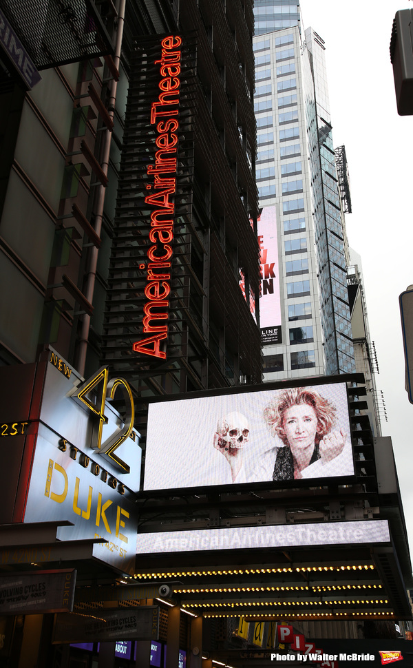 Up On The Marquee: BERNHARDT/HAMLET Arrives on Broadway Image