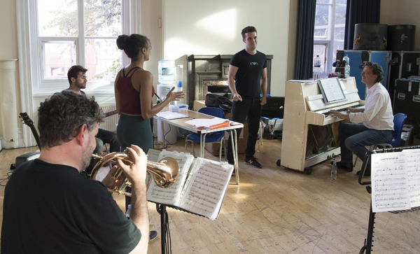 Photo Flash: In Rehearsal with DIRTY DANCING Image