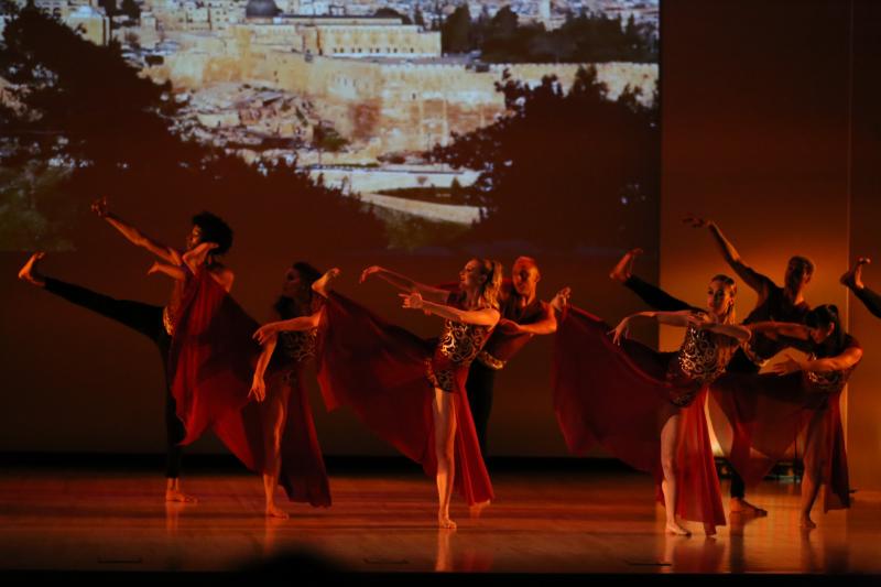 Review: KESHET CHAIM DANCE ENSEMBLE    INTERPRETING THE RAINBOW OF LIFE, LOVE AND OPTIMISM THRU DANCE at Gindi Auditorium 