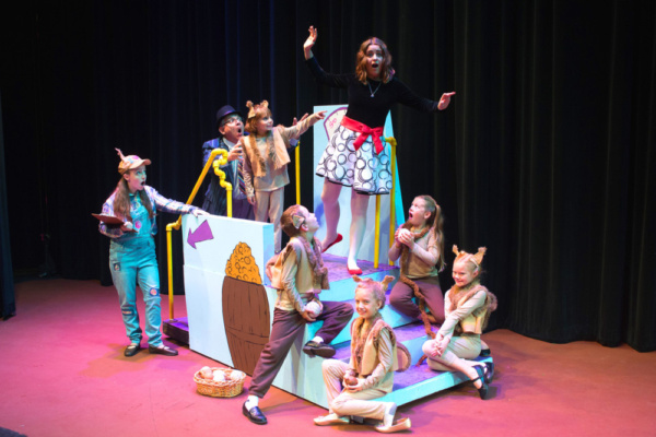 Photo Flash: Roald Dahl's WILLY WONKA Opens At Wheaton Drama Image