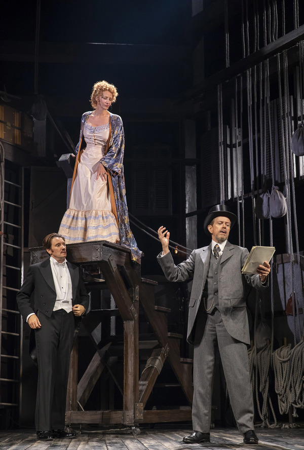 Photo Flash: Janet McTeer Brings a Legend to Life in BERNHARDT/HAMLET Image