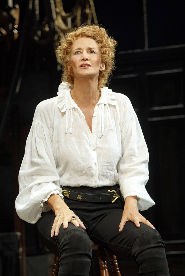 Photo Flash: Janet McTeer Brings a Legend to Life in BERNHARDT/HAMLET Image
