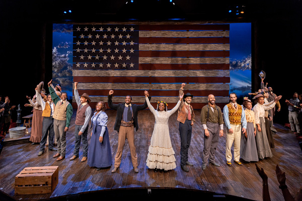 Photo Flash: Exclusive Look at DCPA's OKLAHOMA! Image