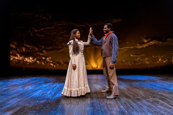 Photo Flash: Exclusive Look at DCPA's OKLAHOMA! Image