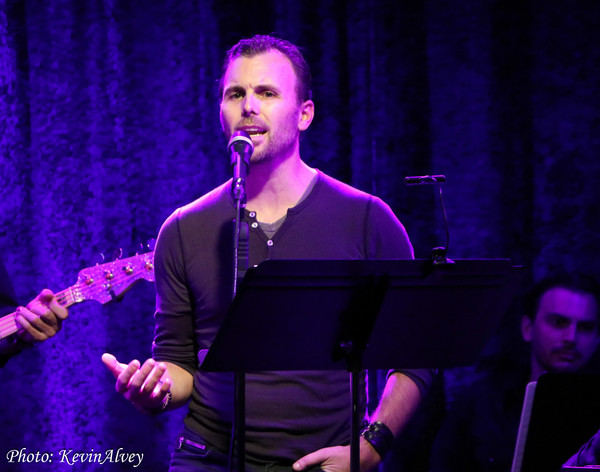 Photo Flash: Jenn Colella and Chilina Kennedy Charm at Birdland Image
