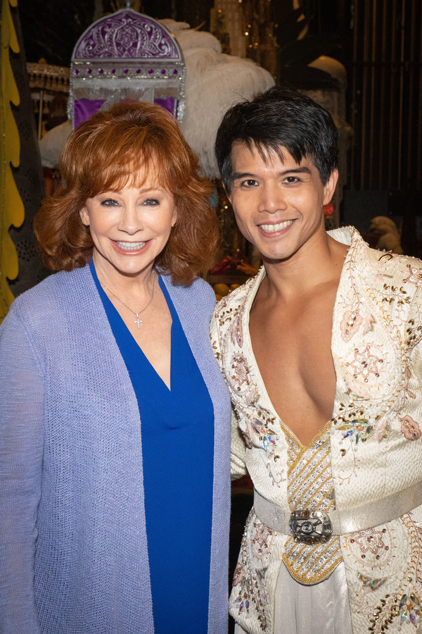 Photo Flash: Reba Catches a Magic Carpet to Visit ALADDIN Image