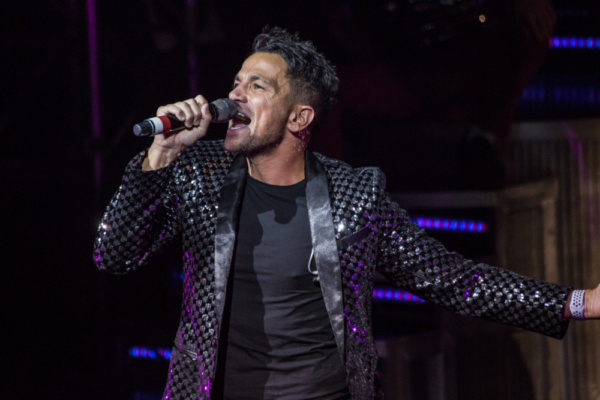 Photo Flash: Peter Andre Makes Guest Appearance at THRILLER LIVE's 4,000th Performance Image