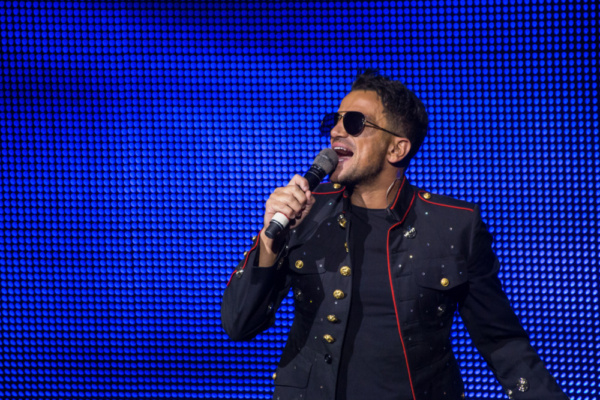 Photo Flash: Peter Andre Makes Guest Appearance at THRILLER LIVE's 4,000th Performance Image