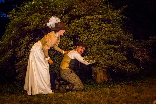 Photo Flash: Philadelphia Theatre Presents MARY ROSE at Woodlands Cemetery  Image