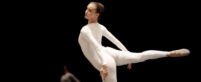 Review: FIFTEEN DANCERS AND CHANGEABLE TEMPO at Grand Théâtre Image