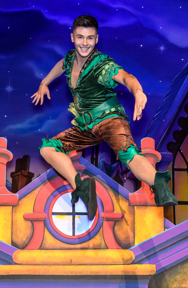 Photo Flash: Panto Stars Fly Into Birmingham To Launch PETER PAN 