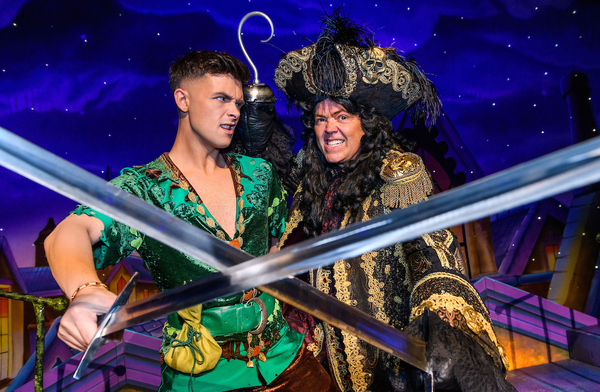 Photo Flash: Panto Stars Fly Into Birmingham To Launch PETER PAN 