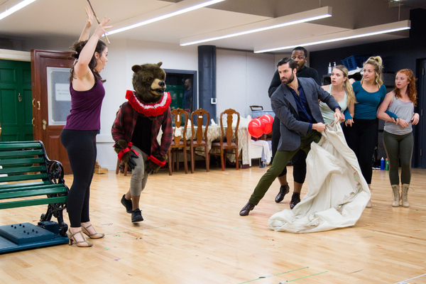 Ruby Gibbs, Jeff Sullivan and the cast of FINDING NEVERLAND Photo