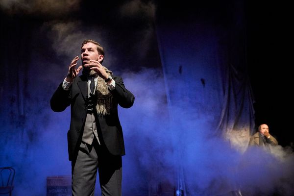 Photo Flash: Halloween Comes Early with Cleveland Play House's THE WOMAN IN BLACK 