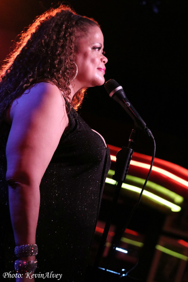 Photo Flash: Birdland Hosts Natalie Douglas Image