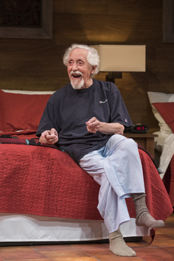 Photo Flash: Northlight Theatre Presents CURVE OF DEPARTURE Image