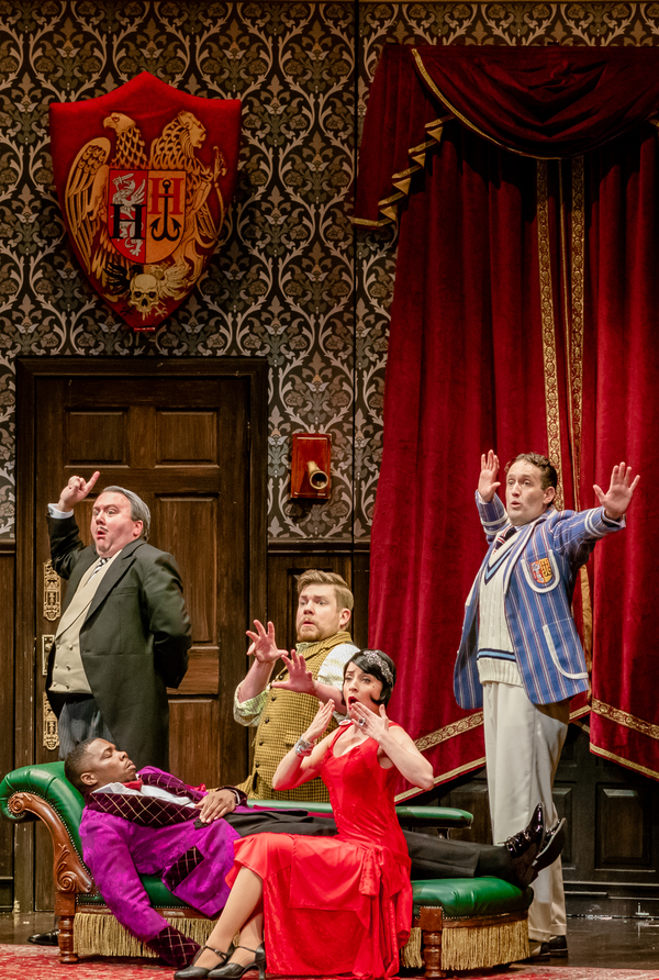 Photo Exclusive: THE PLAY THAT GOES WRONG Opens In Pittsburgh Image