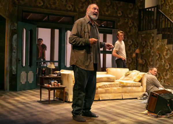 Photo Flash: The Shakespeare Theatre Presents Sam Shepard's BURIED CHILD Image