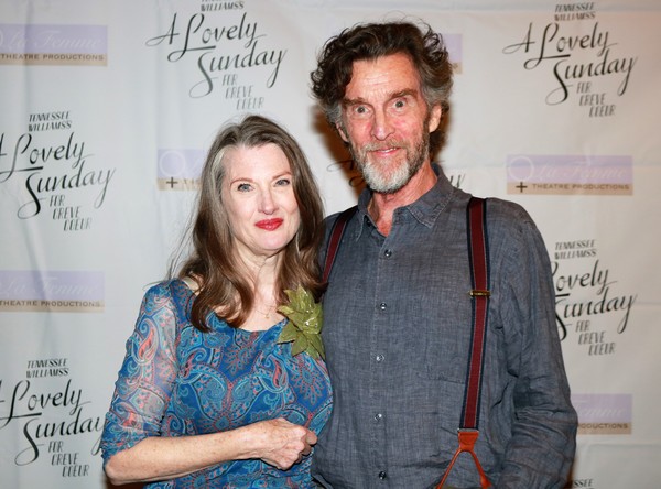 Annette O'Toole and John Glover Photo