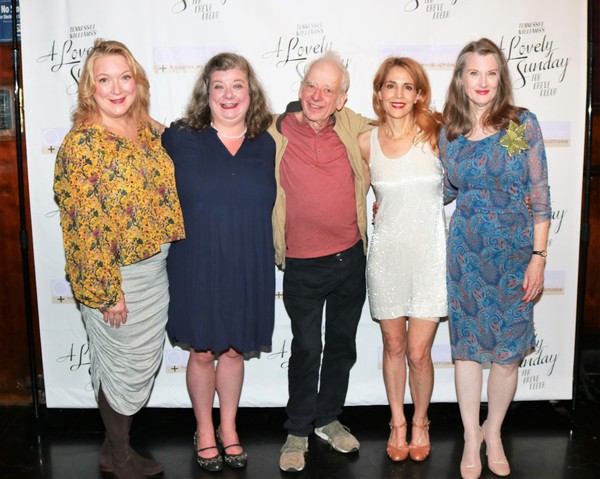 Kristine Nielson, Polly McKie, Austin Pendleton, Jean Lichty and Annette O'Toole Photo