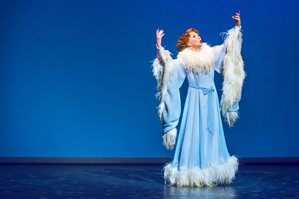 Photo Flash: First Look at Bonnie Langford in 42ND STREET Image