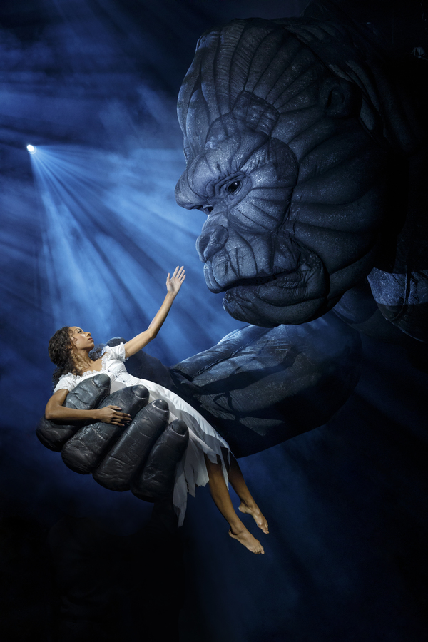 Photo Flash: First Look at New Images of KING KONG on Broadway! Image