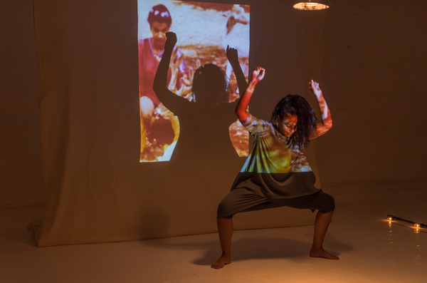 Review: Memories and Dementia Are Explored Through Multimedia in MAGDALENA Image