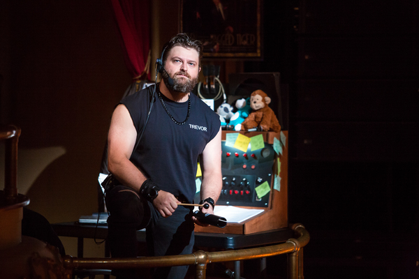 Photo Flash: Get A First Look at THE PLAY THAT GOES WRONG National Tour Cast In Action Image