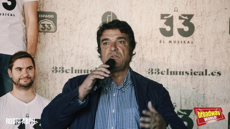 PHOTO FLASH: 33 EL MUSICAL presenta su elenco