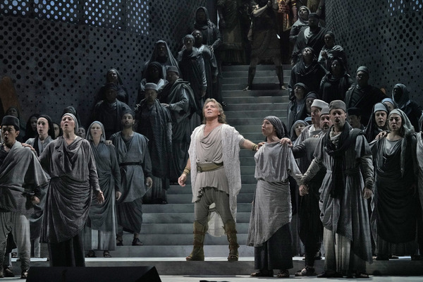 Photo Flash: Darko Tresnjak's SAMSON ET DALILA at The Met Image