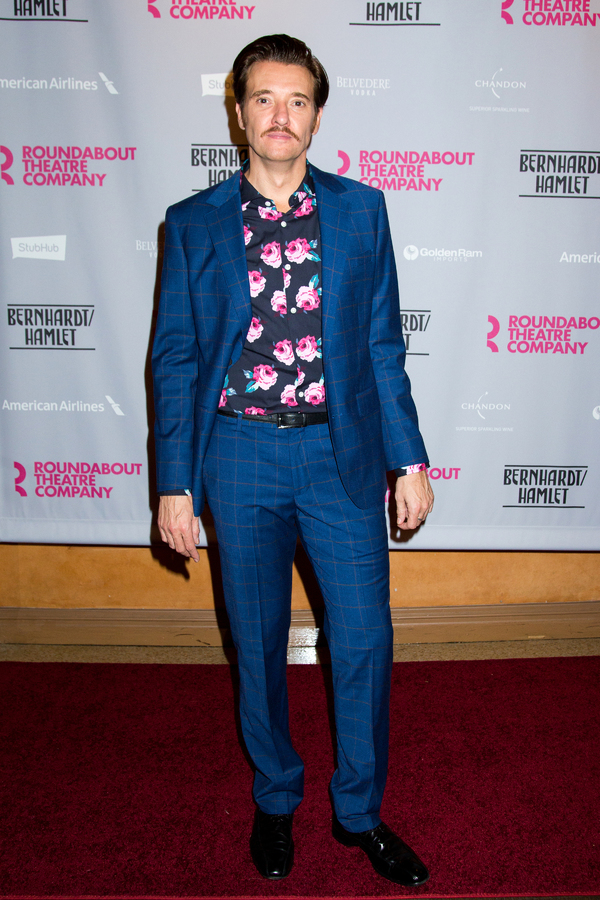 Photo Coverage: On the Red Carpet at Opening Night of BERNHARDT/HAMLET Image