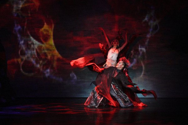 Photo Flash: First Look at SONG OF THE MERMAID Ballet at NY City Center 