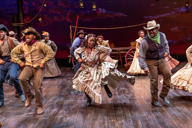 Review: DCPA's OKLAHOMA! is Somethin' Special Image